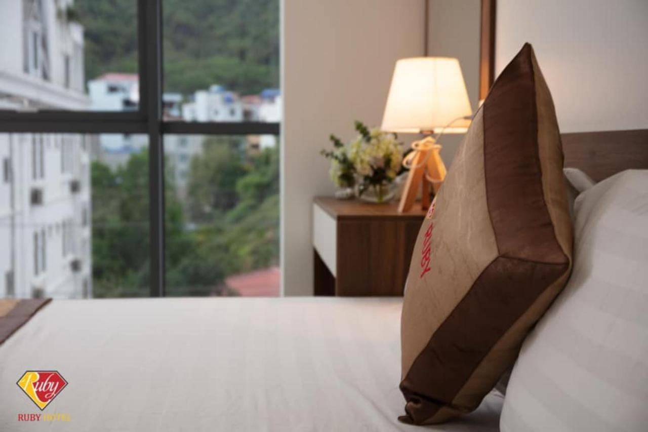 Ruby Hotel Cat Ba Dong Khe Sau Bagian luar foto